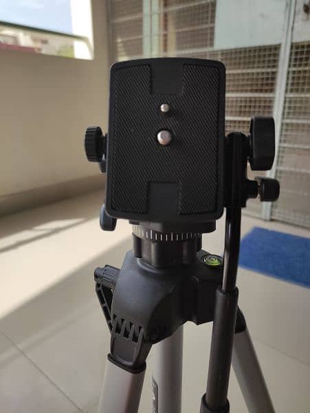 TriStar Tripod Stand (Brand New ) Professional Tripod 3