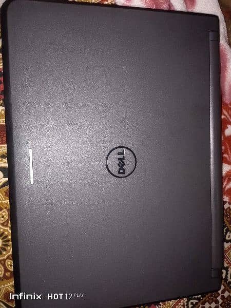 Dell 4gb ram 64gbssd used 4generation 10/9 good condition 0