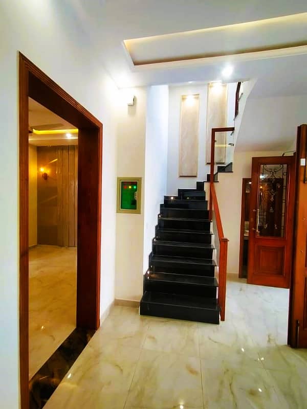 5 Marla House For Sale In Sector D Bahria Town Lahore 4