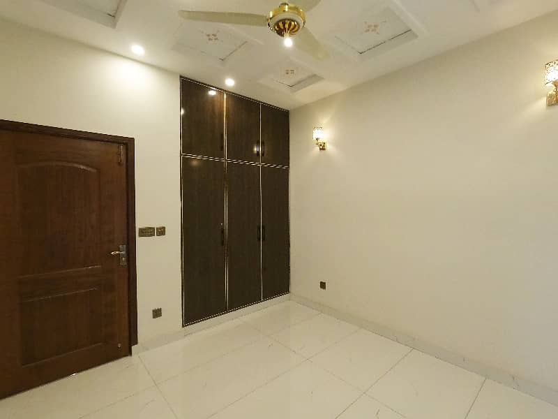 A Great Choice For A Corner 5 Marla House Available In DHA 11 Rahbar Phase 2 - Block H For Sale 15