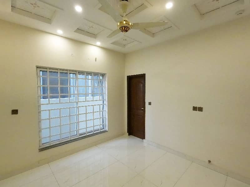 A Great Choice For A Corner 5 Marla House Available In DHA 11 Rahbar Phase 2 - Block H For Sale 16