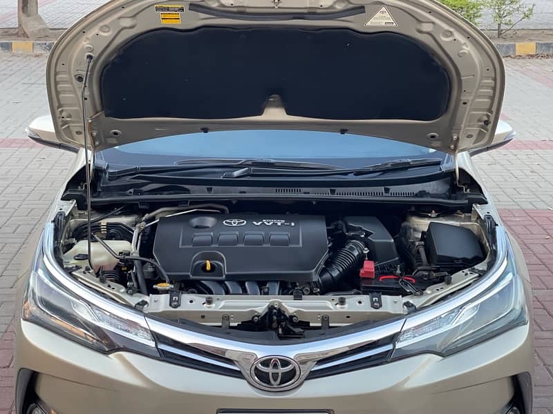 TOYOTA COROLLA GRANDE ALTIS CVT-i 1.8 2018 KARACHI REG EXCELLENT 14