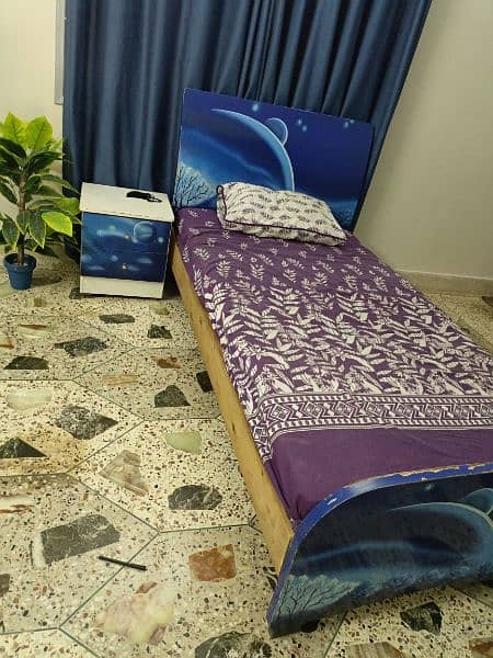 2single bed with wadrobe 2