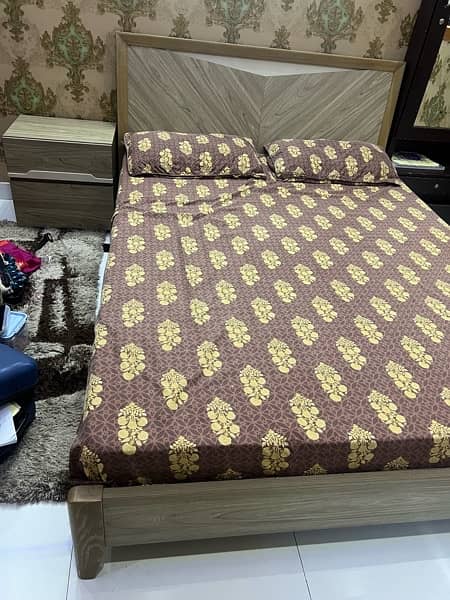 Chen one brand queen bed 3