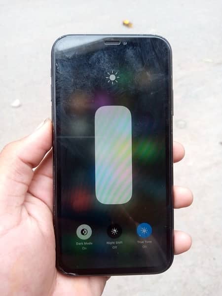 iPhone XR non pta Face ID True Tone all ok just back glass change 4