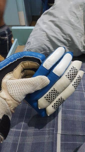 Gray Nicols Gloves 5