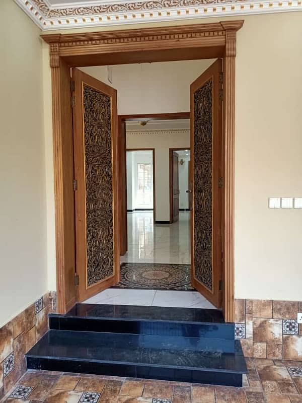 10 Marla For Sale Available Near Cavalry Ground Extension Lahore Cantt 19