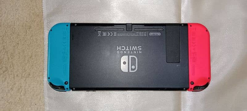 Nintendo switch used. imported from UAE . can be delivered to any area 1
