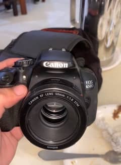 canon 650d with prime lens