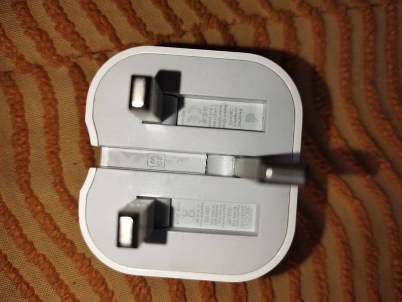 Iphone original Charge with apple type C cable 1