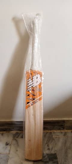 Hardball ball Kashmir willow bat