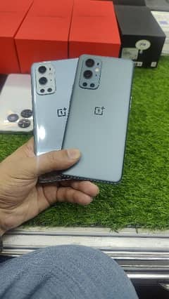 Oneplus 9 pro 12gb/256gb global dual sim slightly used available