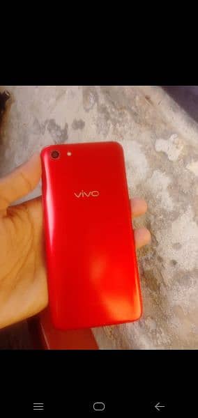 vivo 1812 ,batery, camera, speaker and display are original or working 1