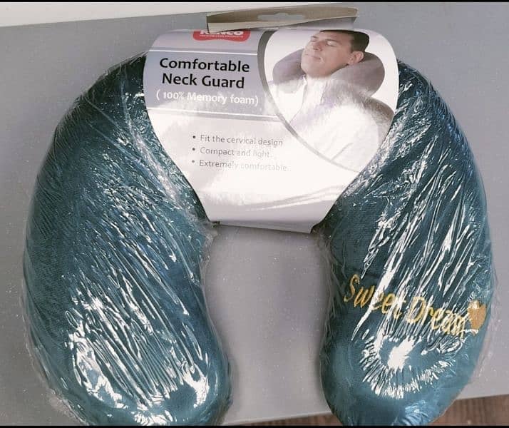 Traveling Pillow Or Neck Pillow 1