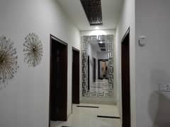 1 KANAL OWNER BUILD HOUSE AVAILBALE FIR SALE AT EE BLOCK BAHRIA TOWN LAHORE