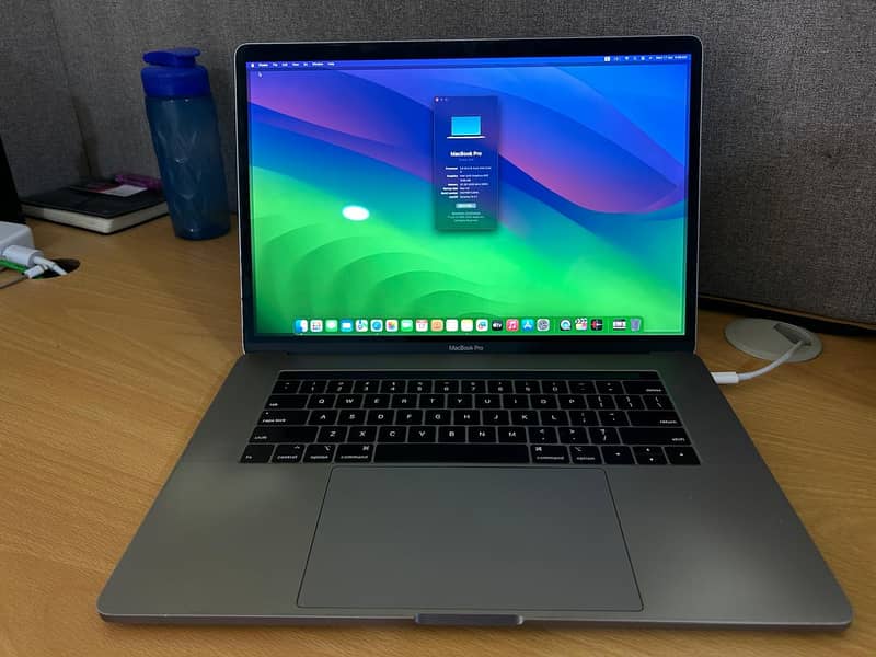 MacBook Pro - 15 Inches, 2018 2