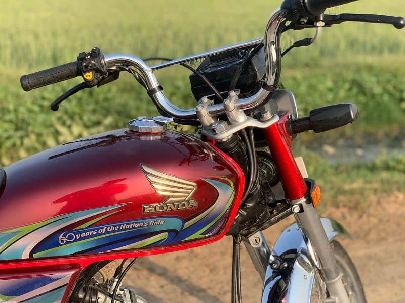 Honda 70 for sale      3 month bike chali hai 6