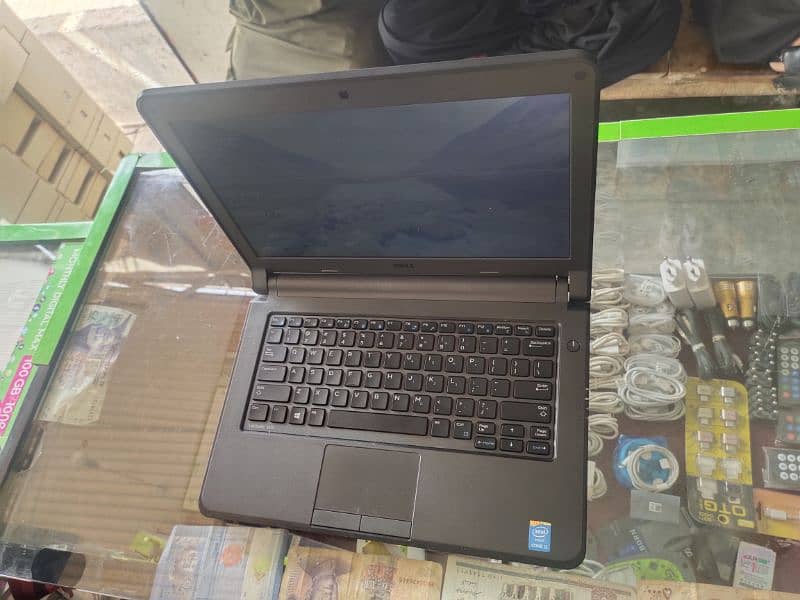 Dell laptop 4/500 battery 4.30 for sale condition full fresh 2