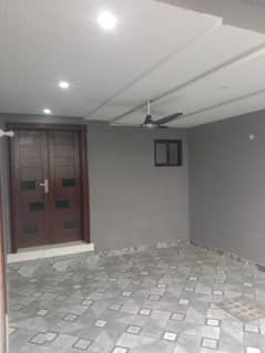 Eastern Block 5 Marla House Good Location For Rent