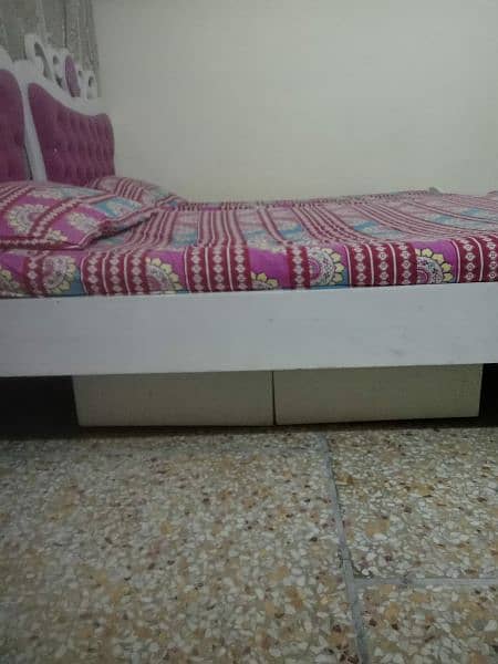 Bed set with study and side 3