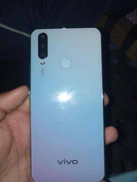vivo y17 8 256 all ok with charger 10/10 Exchange possible 3