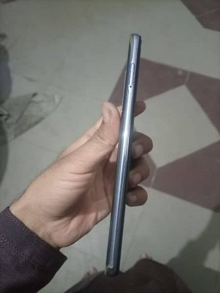 i m selling mobile phone  infinix note 11 pro 0
