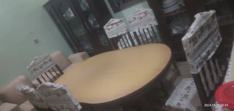 6 seater wooden dinning table 3