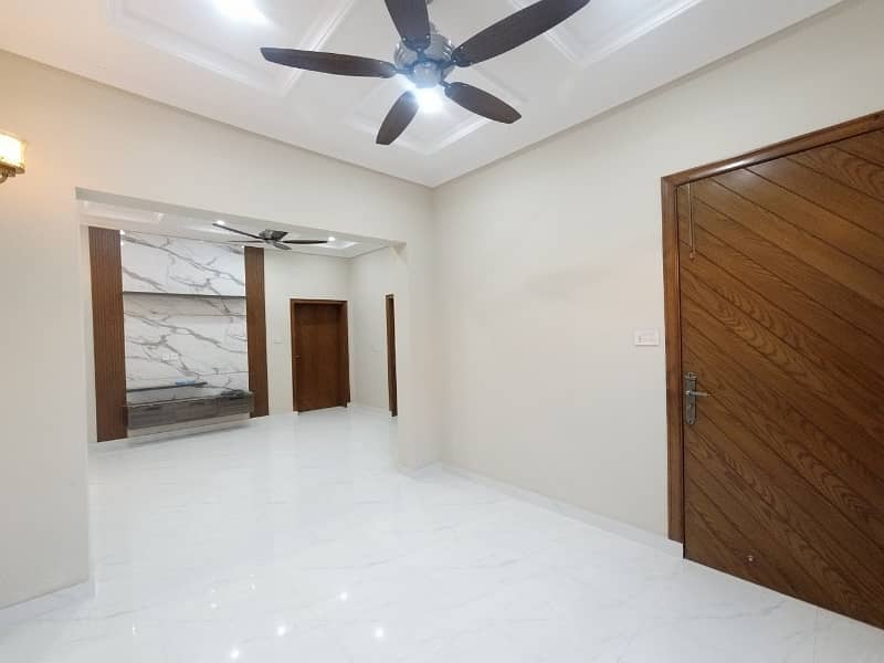 On Excellent Location Sale The Ideally Located House For An Incredible Price Of Pkr Rs. 16500000 7