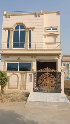 Beautiful Owner Made LDA Approved Upper Portion For Rent 0