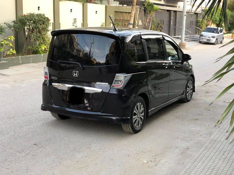 Honda freed 1.5 hybrid model 2012 registration 2017 auto dual door 4