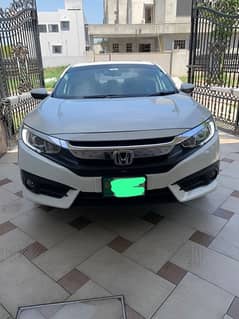 Honda civic 2018 in brand new condition 0