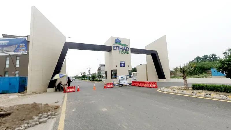 4 Marla Commercial Plot With Number Available for Sale on Easy Installment in Etihad Town Lahore Phase 1 1