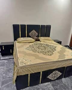 double bed king size bed/wooden O319 45 36 352 whtzapp