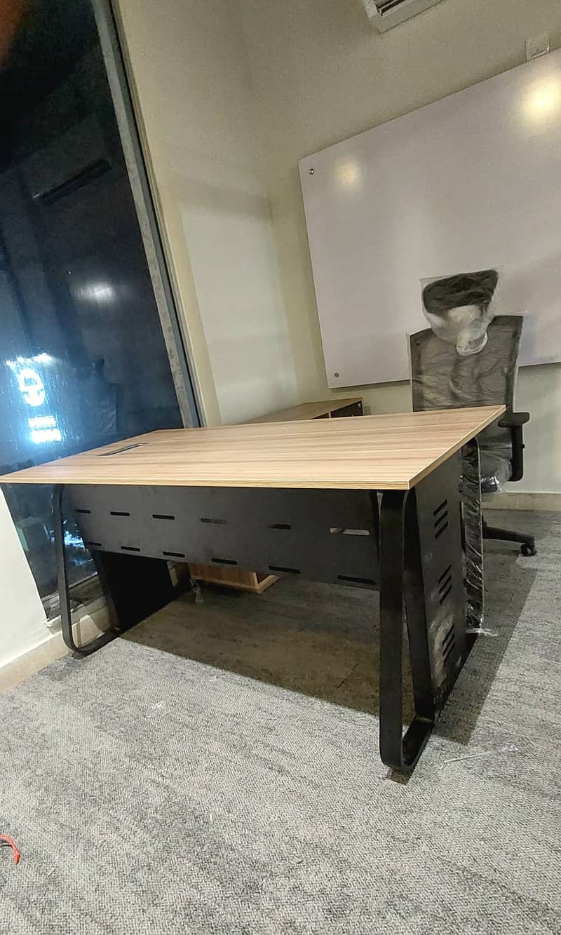 Executive Table/Work Station/Conference Table 19