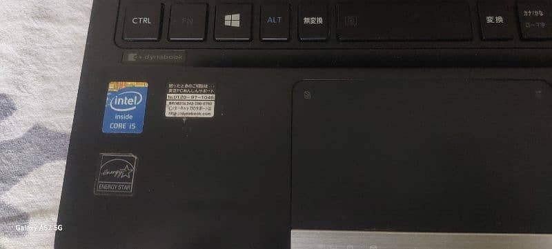 Toshiba i5 4th Gen 4/300 4h battery time with charger 4
