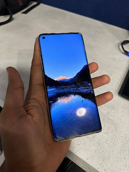 oneplus 8,mint condition pta approved 2