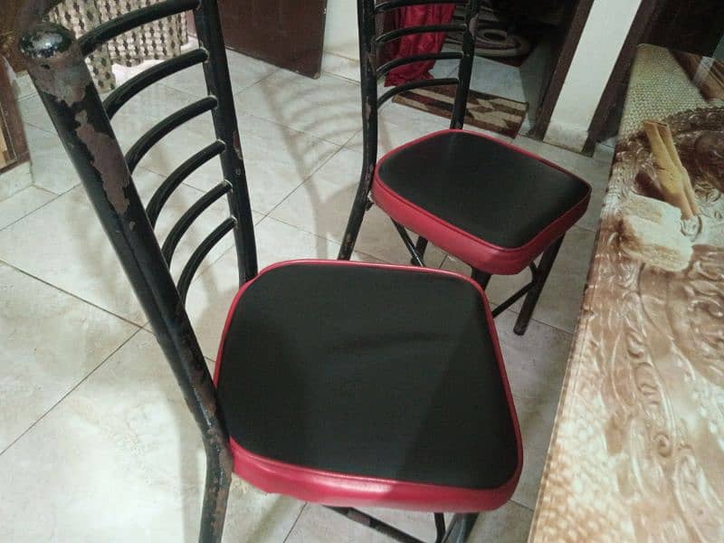 Dining Table with 6 Chairs 2