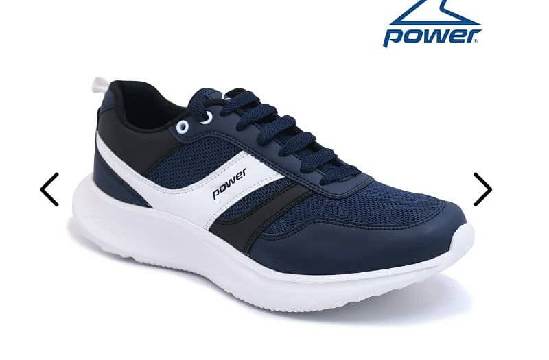 New power sneaker for very discounted price due to size 0