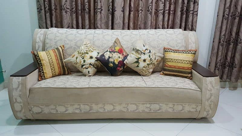 5x Seater Sofa with cushions-Urgent Sale 1