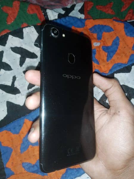 Oppo F5 64GB with box  6/64 ha Serious buyers contact 6