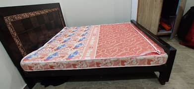 bed and metress with free bed sheet and pellow for sale