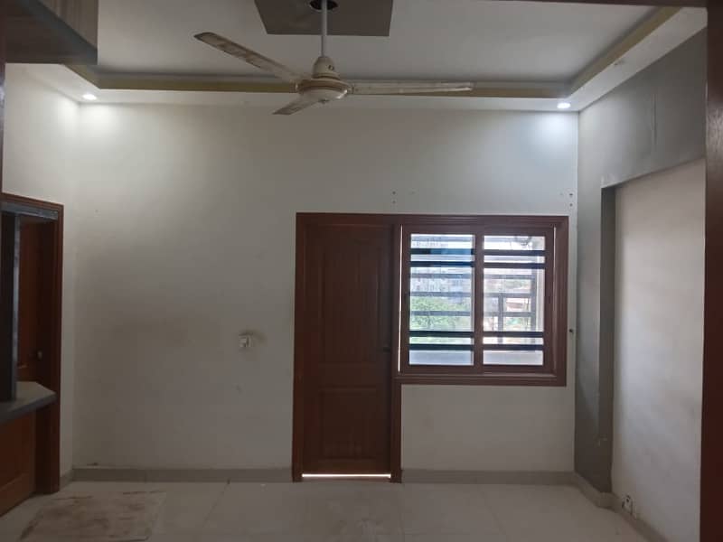 3 Bed D/D With Lift 3rd Floor Upper Portion For Sale 8