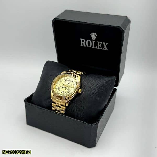 Rollex watch in golden colour 4