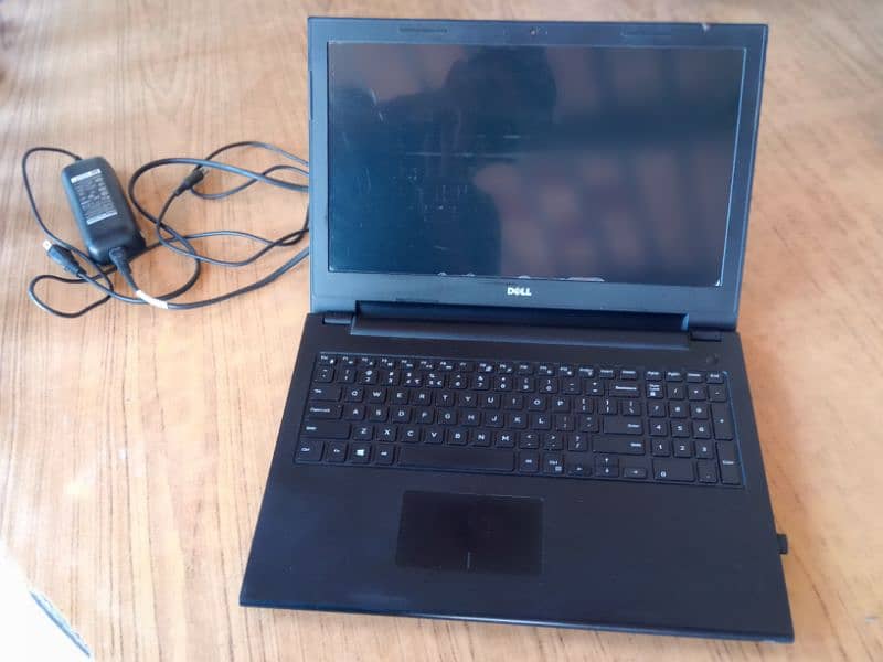 Dell laptop i3 6th gen urgent 7