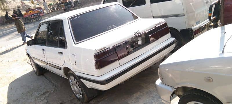 Toyota corolla 1986 used neat and clean 03004353500 3