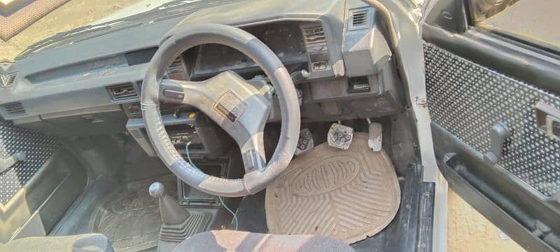 Toyota corolla 1986 used neat and clean 03004353500 6