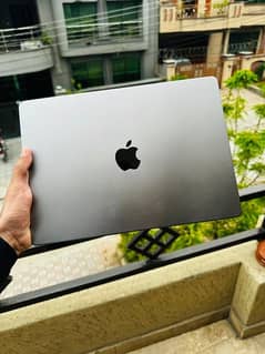 MacBook Pro 2021 14 Inch 16/1TB