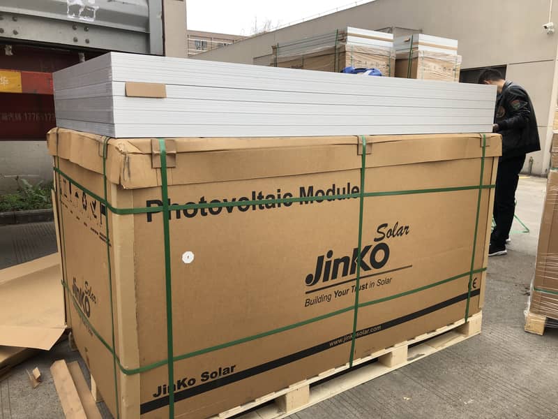 ALL JINKO SERIES WHOLESALER - 450w - 570w - 585W - 650w  P / N TYPE 0