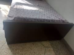 single bed in good condition