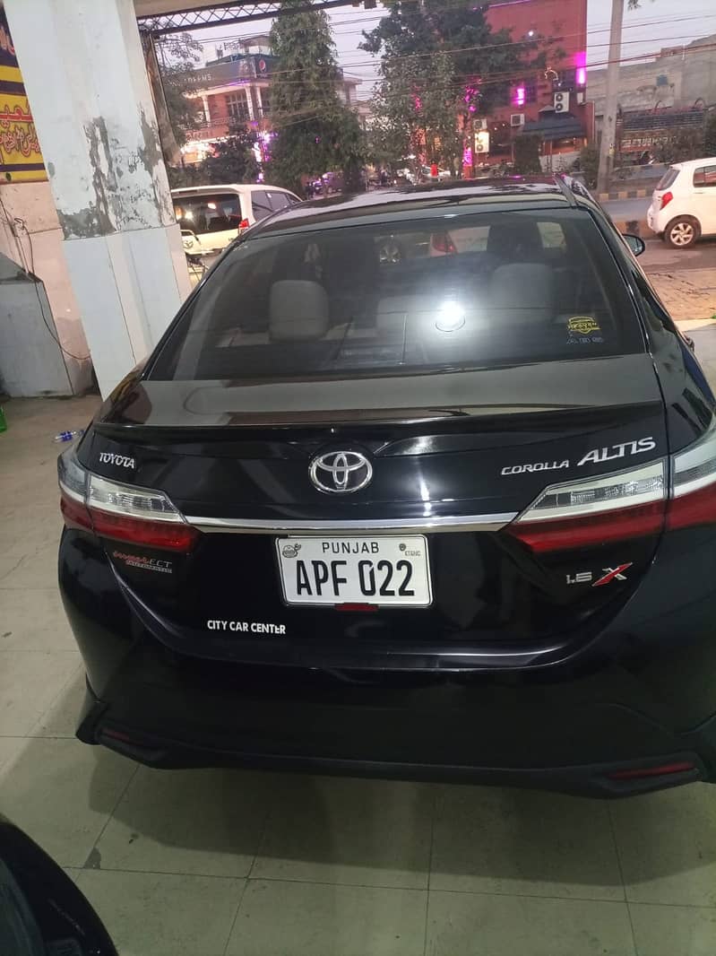Toyota Corolla Altis medol dece 2021 reg dece 2022 5